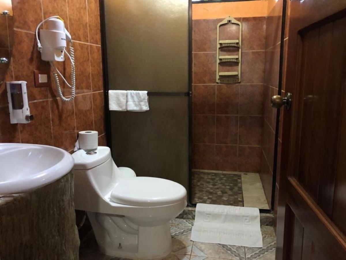 Cabinas Colibri ラ・フォルトゥナ エクステリア 写真