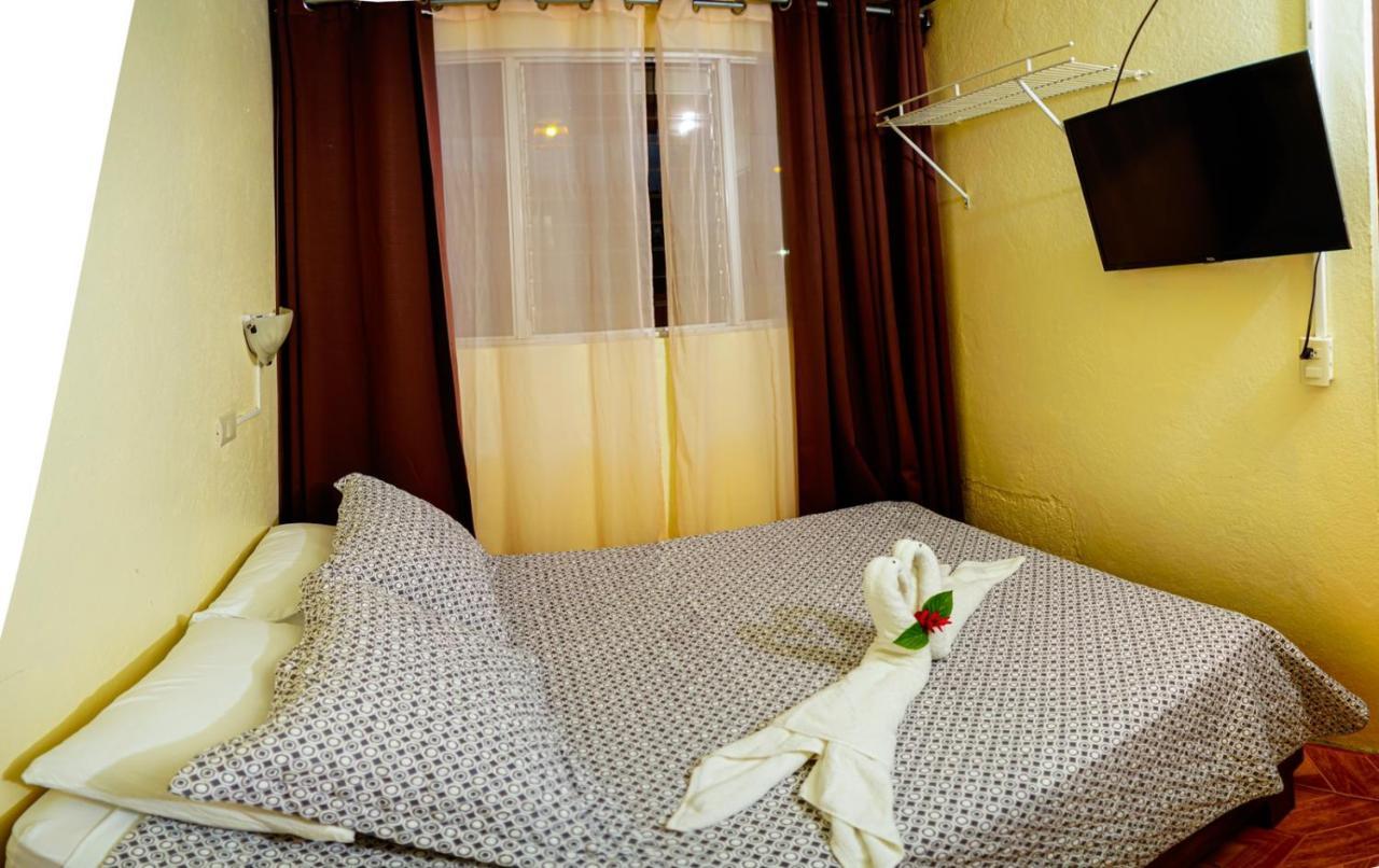 Cabinas Colibri ラ・フォルトゥナ エクステリア 写真